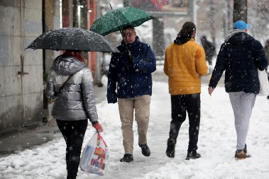 TEMPERATURA PADA ZA 10 STEPENI Tačno ovog datuma se vraća zima, a sve počinje spajanjem dve pojave