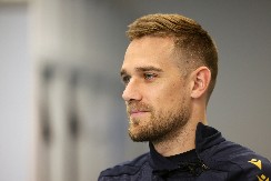 STIGLE RODE Prelepa vest u domu fudbalera crveno-belih Timija Elšnika