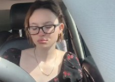 AUU, JEL REALNO DA JE DEVOJKA OVO URADILA? Osvetila se bivšem preko njegove mrtve babe, ljudi na mrežama se krste! (VIDEO)