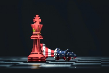 RAT SE OPASNO ZAHUKTAVA Kineske kontramere opasno će zaboleti Ameriku