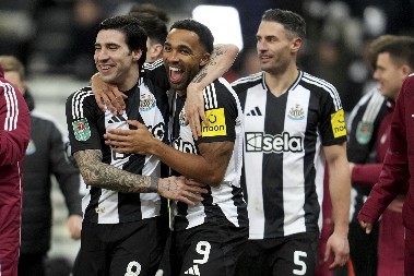 PONIZIŠ SITI, A ONDA TE ISKLJUCAJU "SVRAKE" Arsenalov horor na severu Engleske