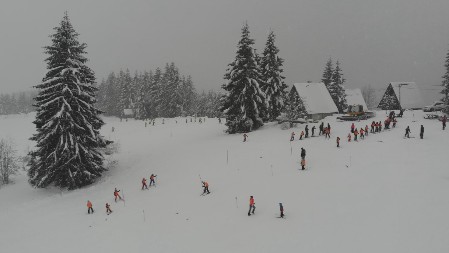 CELODNEVNI SKI-PAS KOŠTA 1.000 DINARA Ovo je najjeftinije skijalište u Srbiji