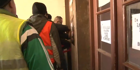 BAŠ ČUDNO DA IM SE NE SVIĐA EVROPSKI PARLAMENT! Antisrpski mediji objavili snimak divljaštva opozicije u opštini Bogatić! (VIDEO)