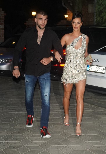 CECA SAZNALA KAKVA JE ZAISTA NJENA SNAJKA BOGDANA Ljudi iz Titela otkrili pravu istinu: Moram da ti kažem...