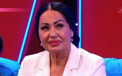 ZLATA PETROVIĆ OD SINA KRILA DA SU ROMI! Stideo se svog porekla, predstavio ih kao Grke!