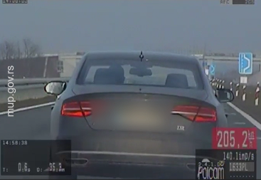 GAS DO DASKE, PA KAZNA Presretači reagovali zbog nasilničke vožnje