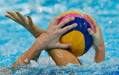 KRENULE STOPAMA MUŠKARACA Vaterpolistkinje slavile na startu Evropskog prvenstva