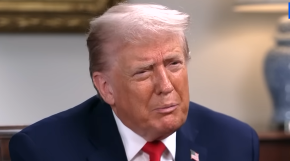 TRAMP POPUŠTA POD PRITISKOM Povlače se njegovi panduri? (FOTO)