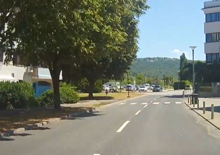 SRAMOTA U ISTRI: Vijori se zastava sa nacističkim simbolom