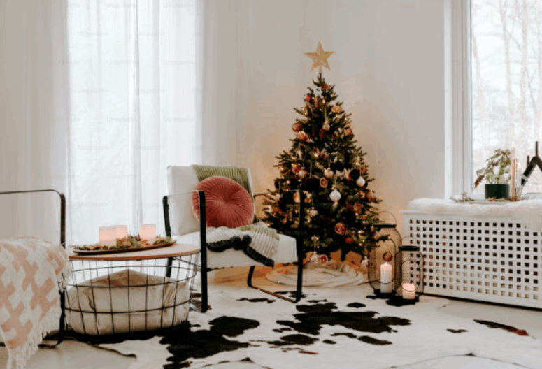 AKO VAM JE JELKA JOŠ U KUĆI, PRAVITE VELIKU GREŠKU! Posle Savindana se OBAVEZNO sklanja – evo zašto