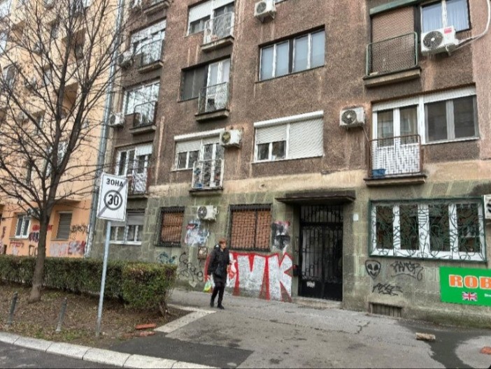 "POGINULA JE NA MOJE OČI, PALA JE ISPRED MENE" Očevidac tragedije u Cvijićevoj 