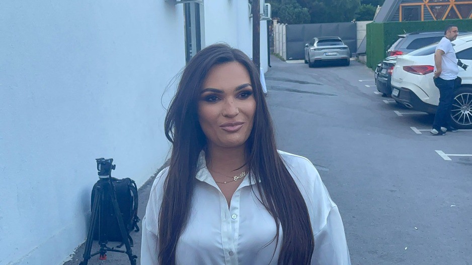 ZA MESEC DANA SKINULA 9 KILOGRAMA Pevačica je samo uz pomoć ove tri namirnice dovela liniju do savršenstva