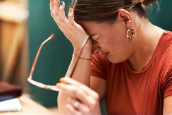Zbog čega se javljaju glavobolje - nije stres, a nije ni napetost