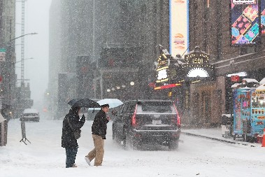 BRUTALNA PORUKA IZ RUSIJE: Amerikanci se smrzavaju zbog sankcija