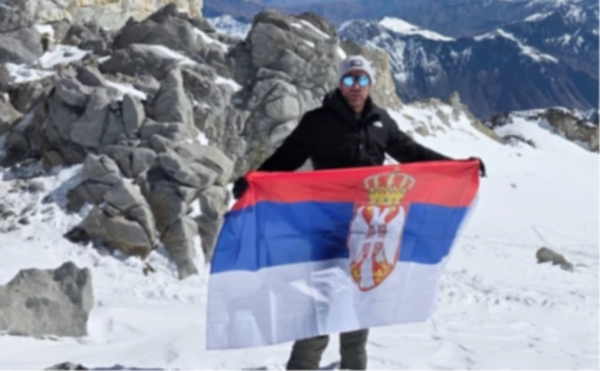 KROZ VATRU I LED! "Nije me sramota da pokažem svoje lice": Humanitarac Marko platio cenu podviga (FOTO)