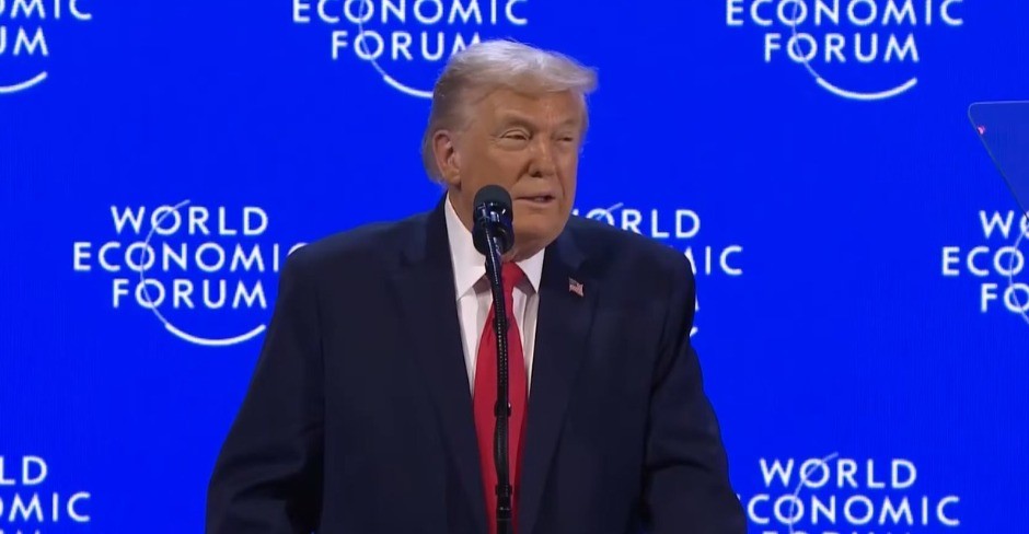 FUENTES UDARIO NA PREDSEDNIKA SAD Tramp je samo star i umoran čovek