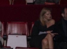 MELINA PRVI PUT U JAVNOSTI SA VERENIKOM (70) Evo gde je uhvaćena sa bogatim Englezom 