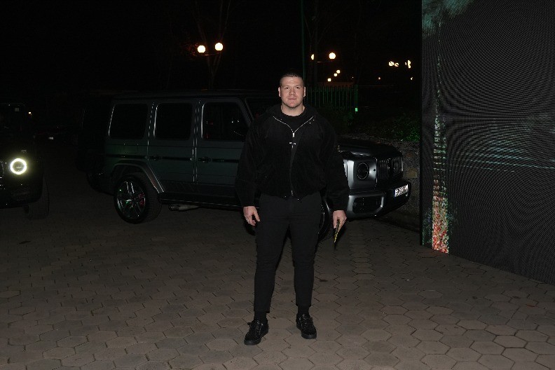 NAŠEG PEVAČA POGODILA VELIKA TRAGEDIJA Oglasio se javno! (FOTO) 