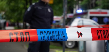 UŠAO U KLADIONICU PA UZ PRETNJU NOŽEM UKRAO NOVAC Opljačkana kladionica na Karaburmi