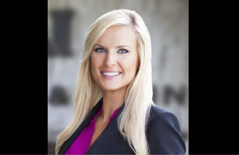 TARA KRENULA NA PUT U PARIZ, PA POGINULA SA JOŠ 4 LJUDI: Pojavila se teorija o uzroku pada aviona (FOTO)