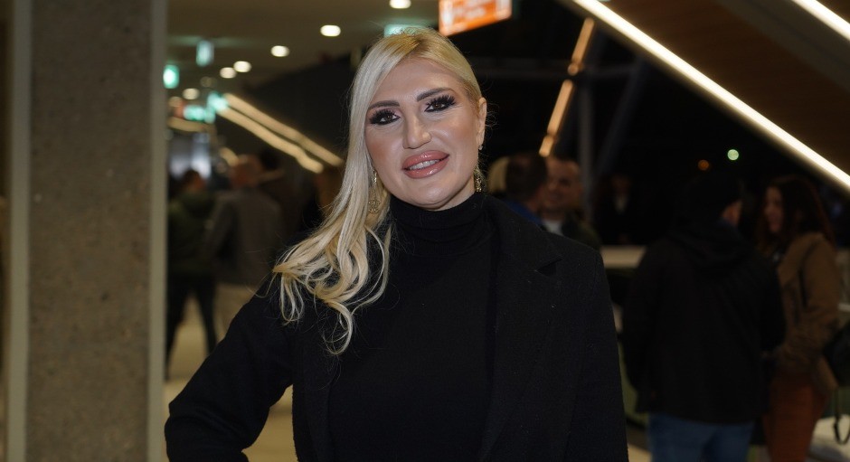 "TO SU VELIKE BORBE" Pevačica (49) otvorila dušu o trudnoći i veštačkoj oplodnji