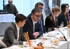 VUČIĆ SA AMBASADORIMA ZEMALJA ČLANICA EU: Otvoren i sadržajan razgovor o evropskom putu naše zemlje