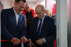 MINISTAR U POSETI SELIMA OPŠTINE RAŠKA Krkobabić: Novi Dom kulture u Rvatima i poseta porodici Simonović