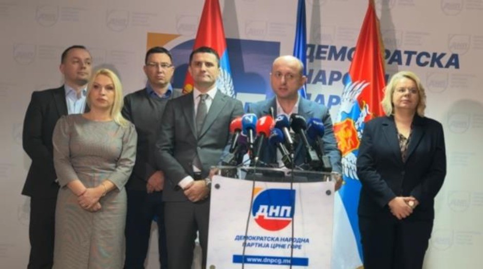 „MENE PRETRESAJU, KRIMINALCI BEŽE“: Knežević ukida podršku Vladi CG (VIDEO)