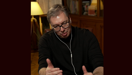 ''SINE, POREZ MORA DA SE PLAĆA'' Vučić u live-u na TikToku poklopio Baku Praseta (VIDEO)