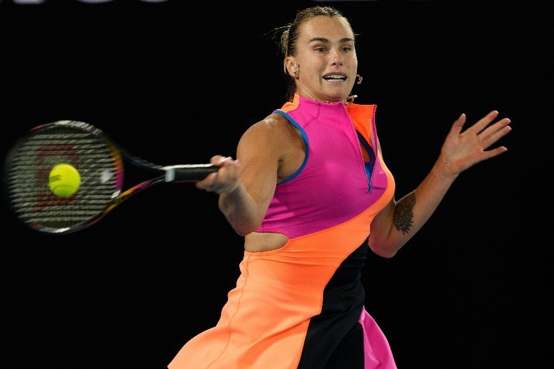 "LJUDI, BEZ TEKSTA SAM SADA..." Sabalenka u šoku posle tesnog poraza od Ribakine