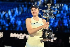 "NADAM SE DA ĆEMO IGRATI MNOGO FINALA..." Ribakina srušila prvu na svetu, pa poručila Sabalenki ovo