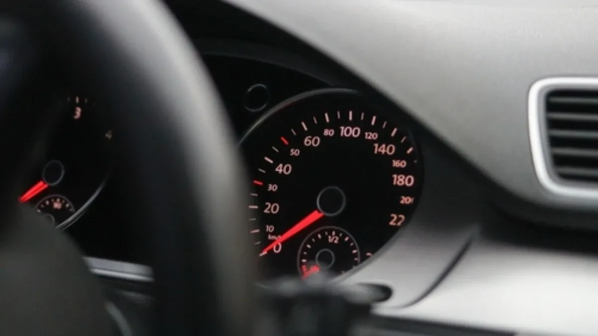 Mnogi vozači ovo rade pogrešno! Brzina od 90 km/h nije najekonomičnija, evo pri kojoj automobil troši manje goriva