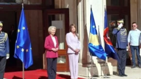 Ursula fon der Lajen stigla u Prištinu, dočekao je bes! Albanci grme zbog presude OVK