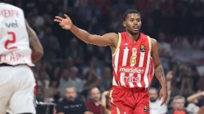 Crvena zvezda - Efes: Velika borba od starta, Dobrić blista