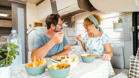 Šta je najbolje jesti za doručak? Gastroenterolog dao 3 ukusna predloga