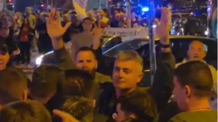Blokaderi prebijanje žena na ulicama nazivaju "izmišljotinom", dok "pobeđuju" u lažnim istraživanjima (VIDEO)