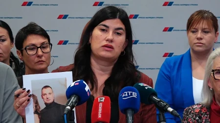 "Ubićemo i tebe i tvoje kada studenti dođu na vlast!" Hitna konferencija u Gradskom odboru u Novom Sadu! (VIDEO)