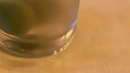 Šok račun u restoranu! Platila martini 26 evra, a kad je videla šta je dobila, nastao je haos