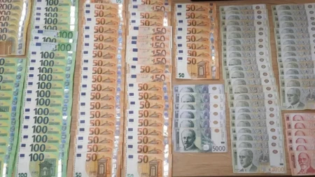 Na Paliluli uhapšen muškarac (49): Policija pronašla 200 grama heroina, 36,6 kilograma smeše i hiljade evra!
