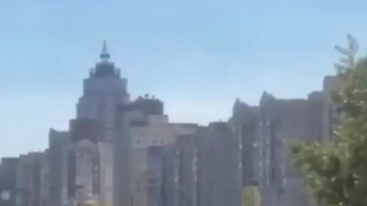 Trenutak kada ukrajinska raketa Patriot pogodi zgrade! "Pogledajte, ovo je ozbiljan problem"