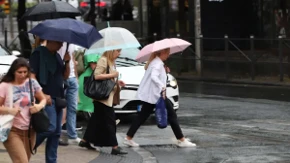  Kiša stiže u gotovo celu Srbiju, a tokom noći sledi novi obrt: Ovaj deo zemlje očekuju jaki pljuskovi!