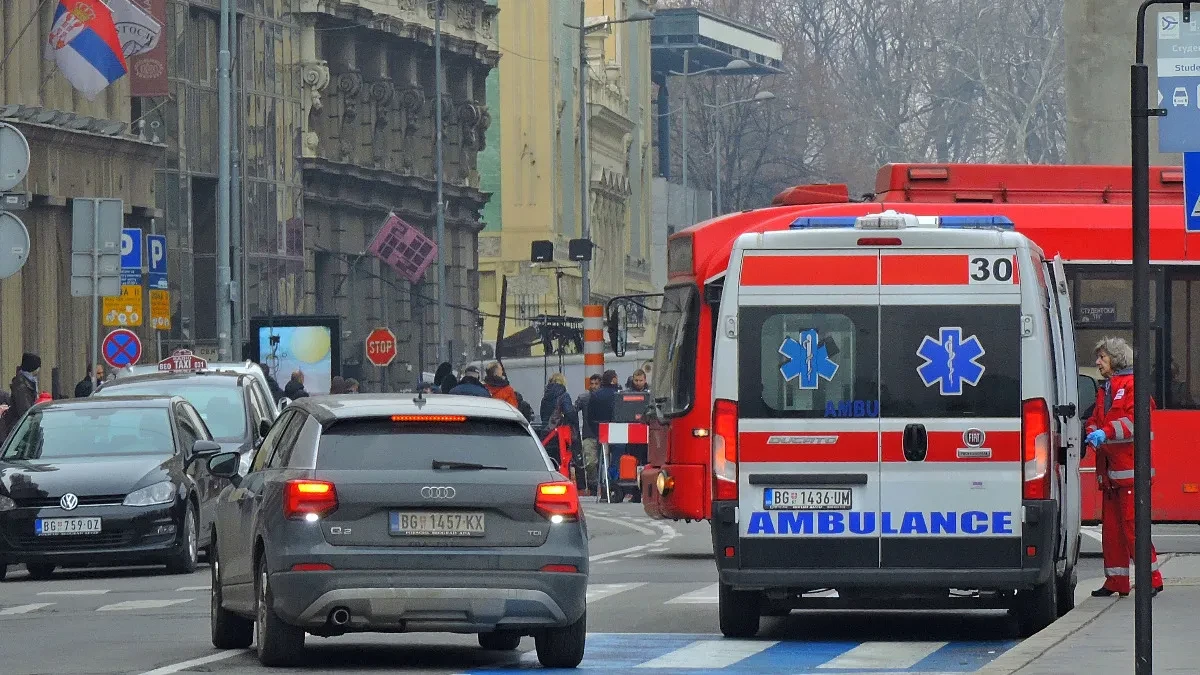 Izbo mladića, pretukao starca pa čak nasrnuo i na policajce: Krvavi pir u Zrenjaninu 