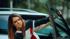 Stručnjaci otkrivaju uzroke - zašto vožnja u električnom automobilu izaziva mučninu