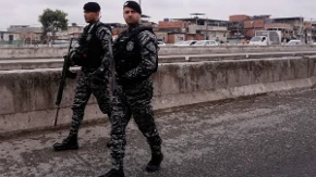 Držao 13 dece kao taoce! Upao s nožem u vrtić, policija dva sata pokušavala da ga dozove, a onda se čuo prasak!