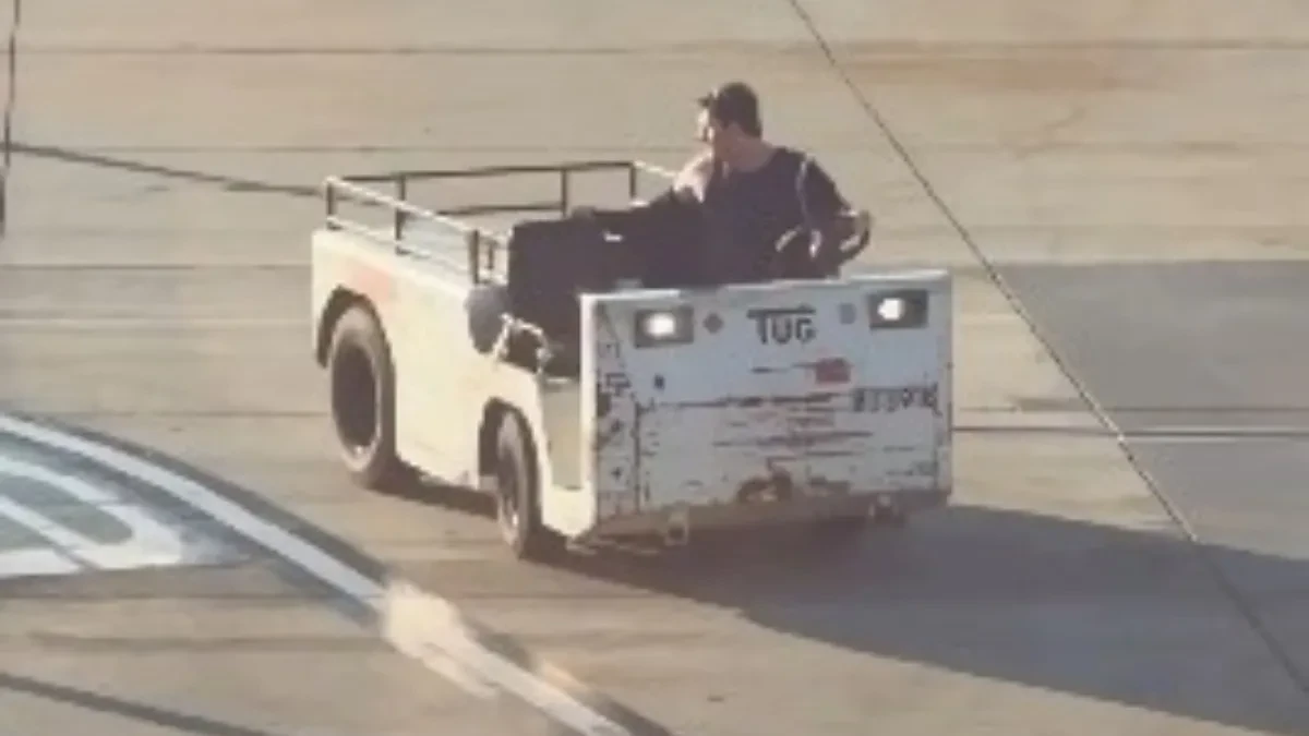 Kako mu je to palo na pamet? Ukrao vozilo na aerodromu, divljao u opasnoj vožnji i izazvao haos- ljudi nisu verovali šta vide