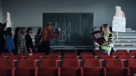 Precrtali pola Srbije! Blokaderi ne kriju mržnju prema narodu ni u spotovima (VIDEO)