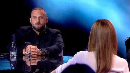 „Osam rundi trpimo pljuvanje i mržnju, sad dolazi nokaut!“ Goran Šarić poslao snažnu poruku u Hit tvitu