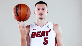 Jović u stilu Jokića: Mlađi od dvojice Nikola zadivio Ameriku - pogledajte potez za košarkaške udžbenike
