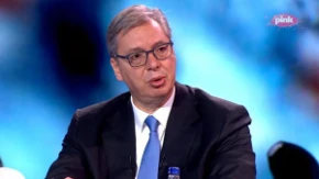 "Sigurno pobeđujemo, razlika će biti u stotinama hiljada glasova" Vučić o izborima