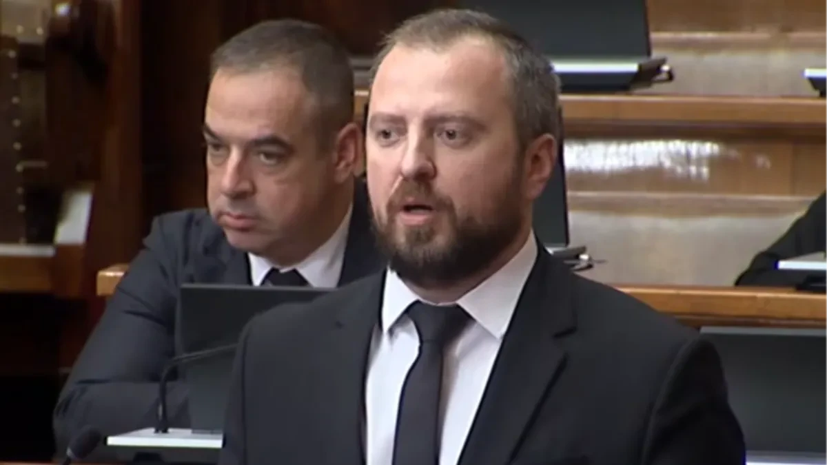 "Obuzeli su ih nervoza i histerija" Mirković: Svačime će se služiti osim planom i programom